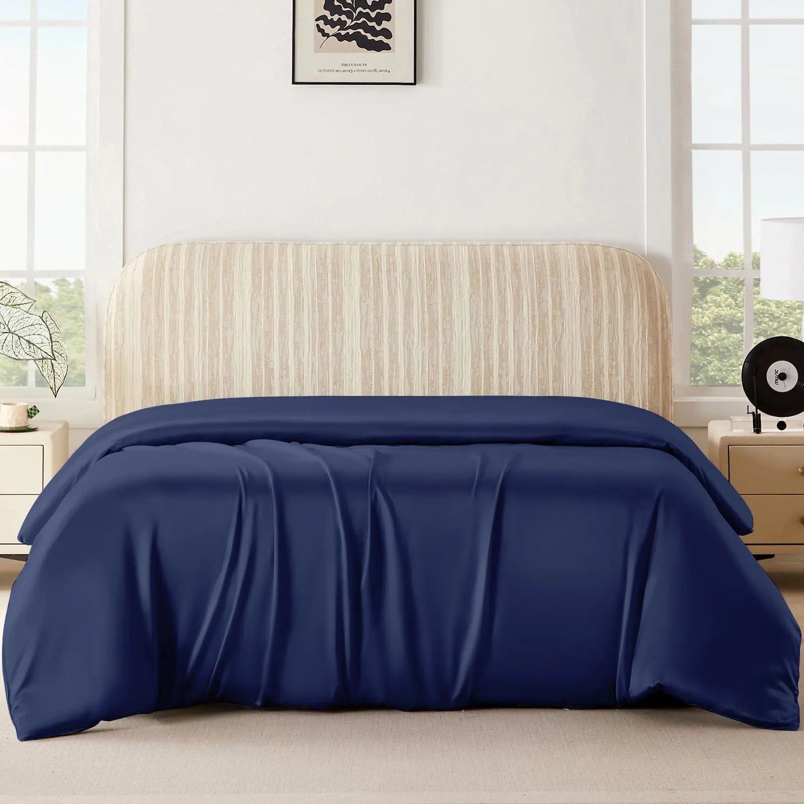 classic silk duvet cover navy blue bedroom display.jpg classic silk duvet cover navy blue bedroom display.jpg