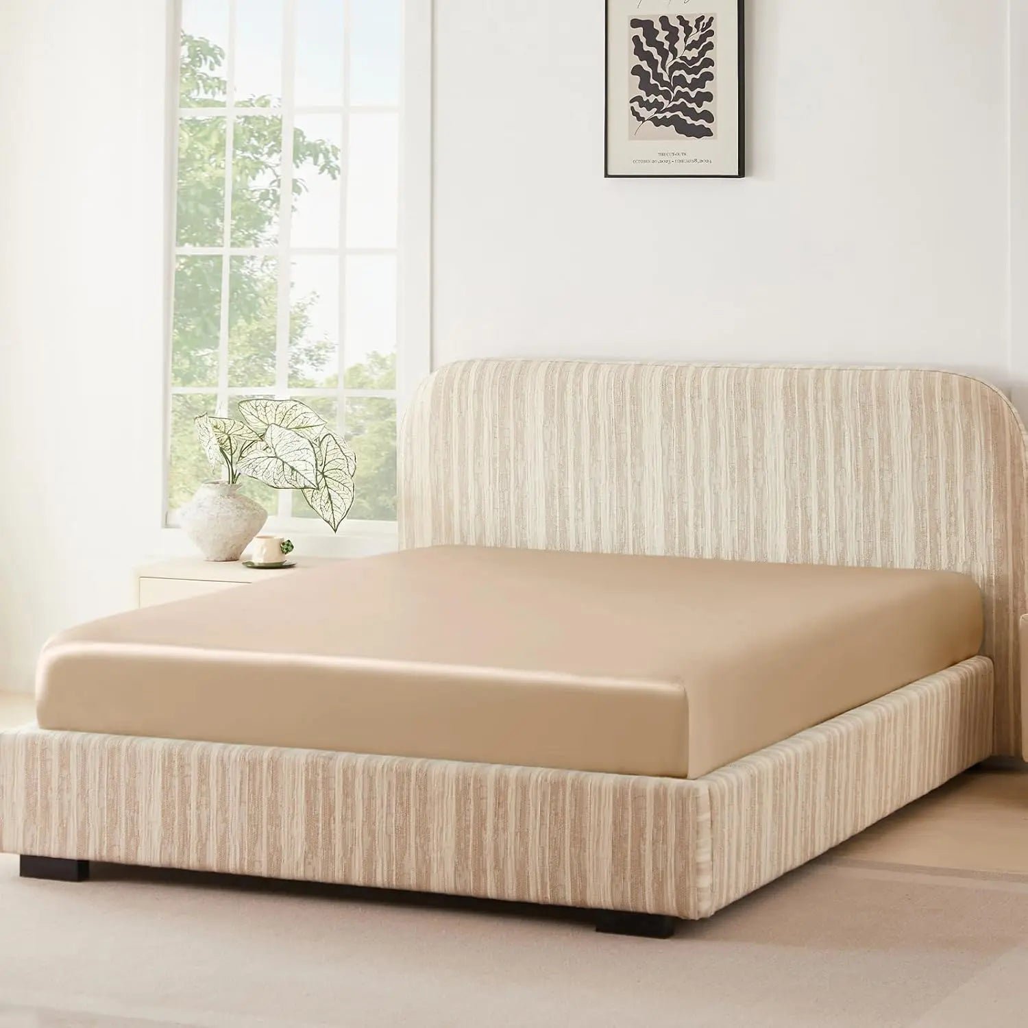 classic silk fitted sheet champagne.jpg classic silk fitted sheet champagne.jpg